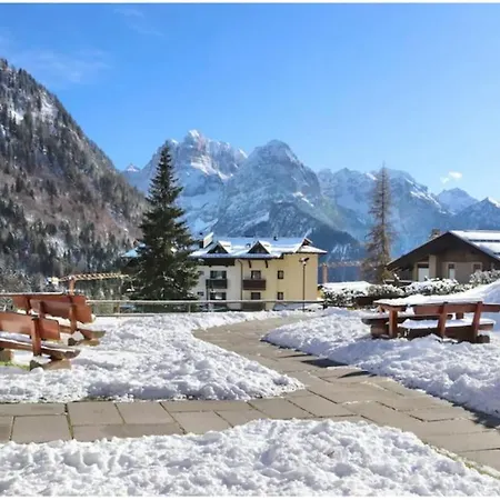 Loft Vista Dolomiti Di Brenta Appartamento